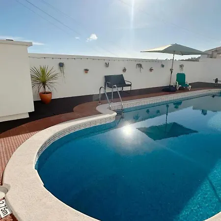 Sunny With Pool & View - 5 Min 빌라